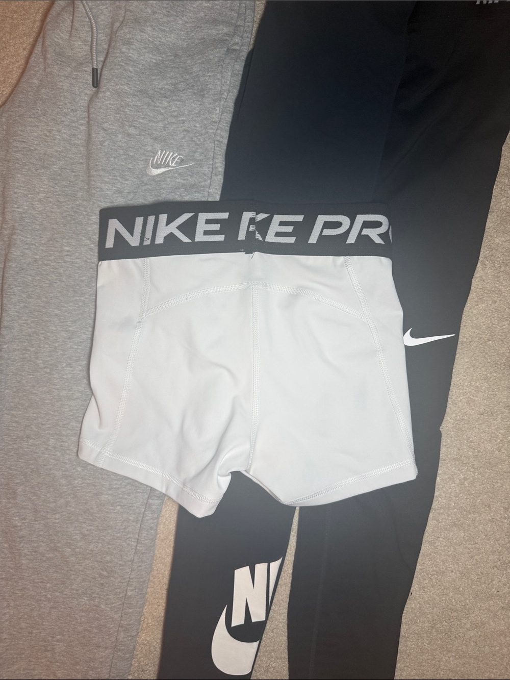 Nike Black Leggings, Gray Joggers & White Shorts Set (lot of 4) - Picture 5 of 11